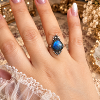 Anillo Labradorita azul fuego de madagascar Plata 925