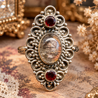 Anillo Turmalina negra en cuarzo de SriLanka y Granates Plata 925